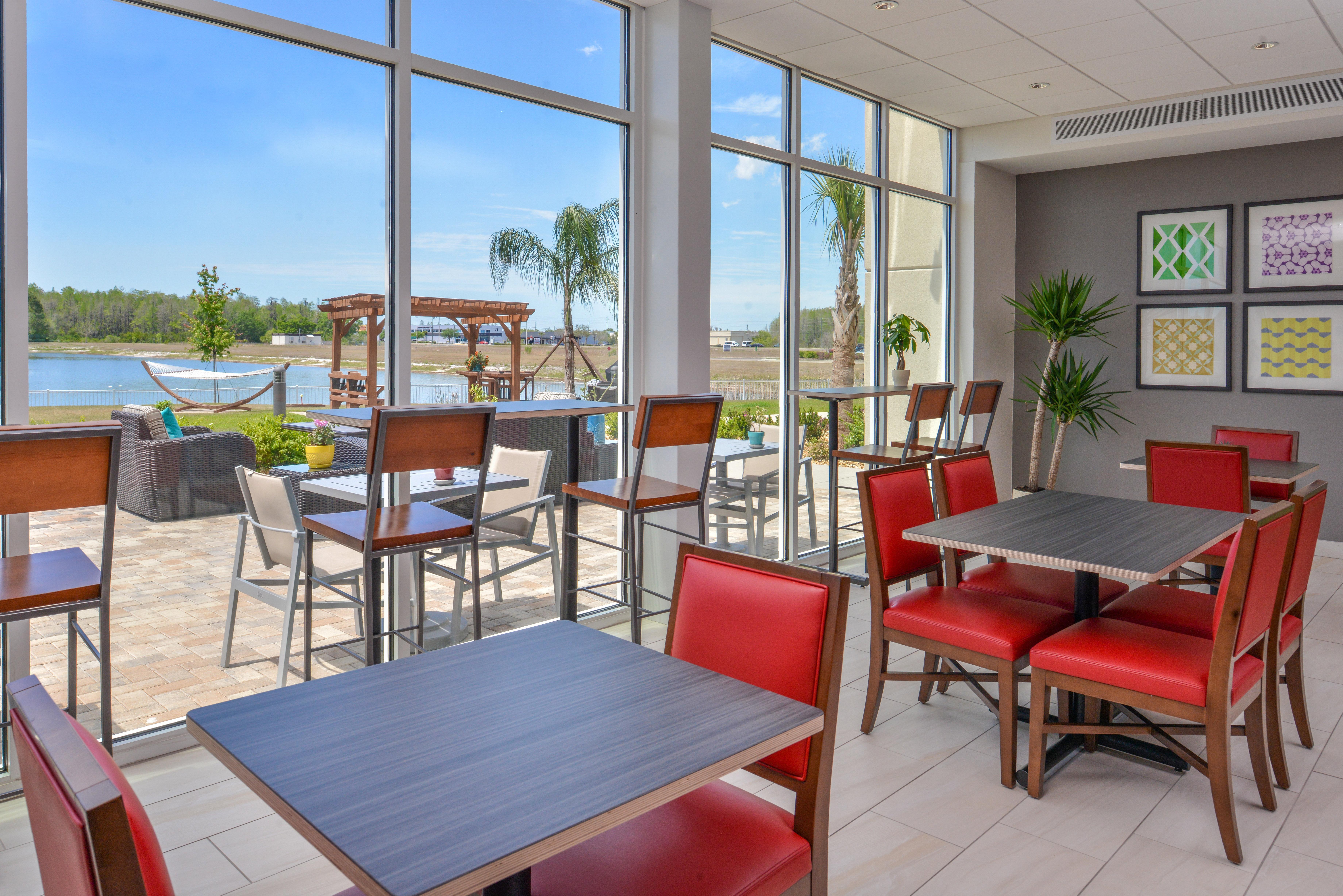 Holiday Inn Express & Suites Trinity By Ihg Zewnętrze zdjęcie