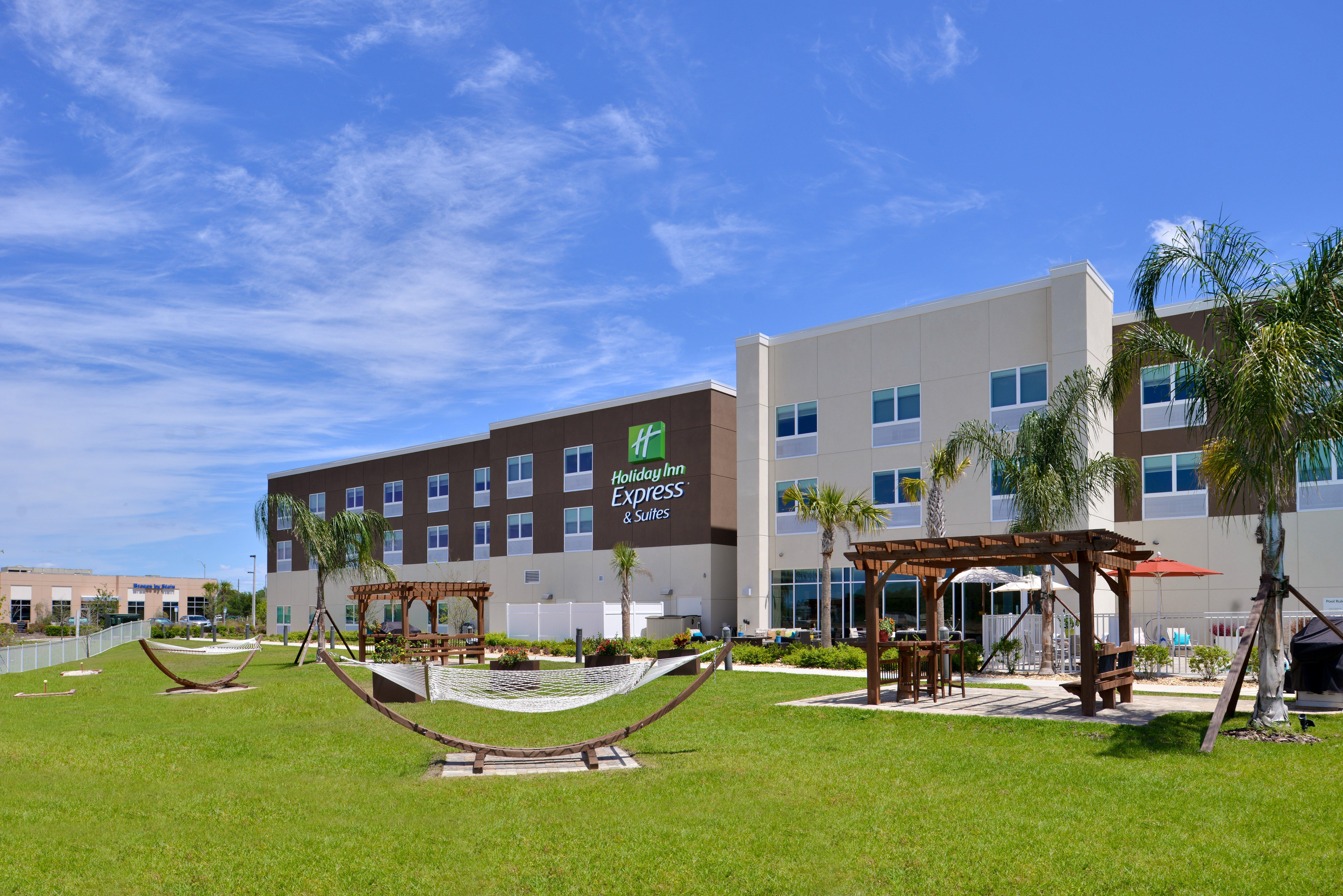 Holiday Inn Express & Suites Trinity By Ihg Zewnętrze zdjęcie