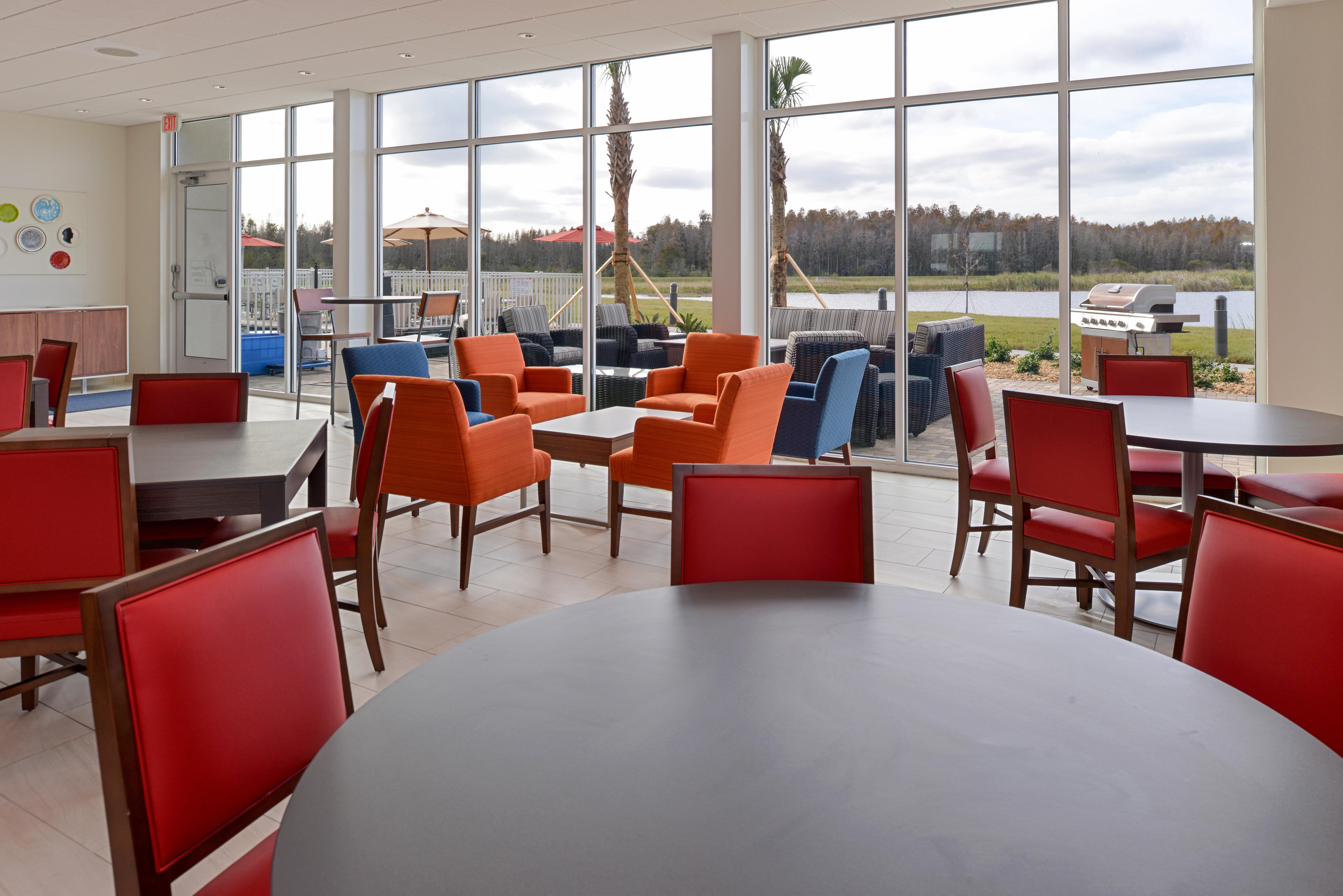 Holiday Inn Express & Suites Trinity By Ihg Zewnętrze zdjęcie